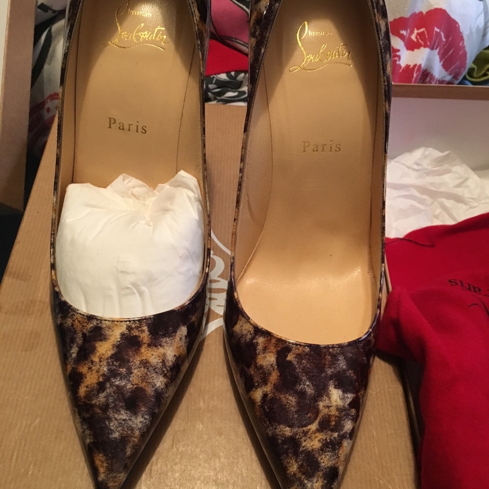 Shoes - Picture 3 of 3